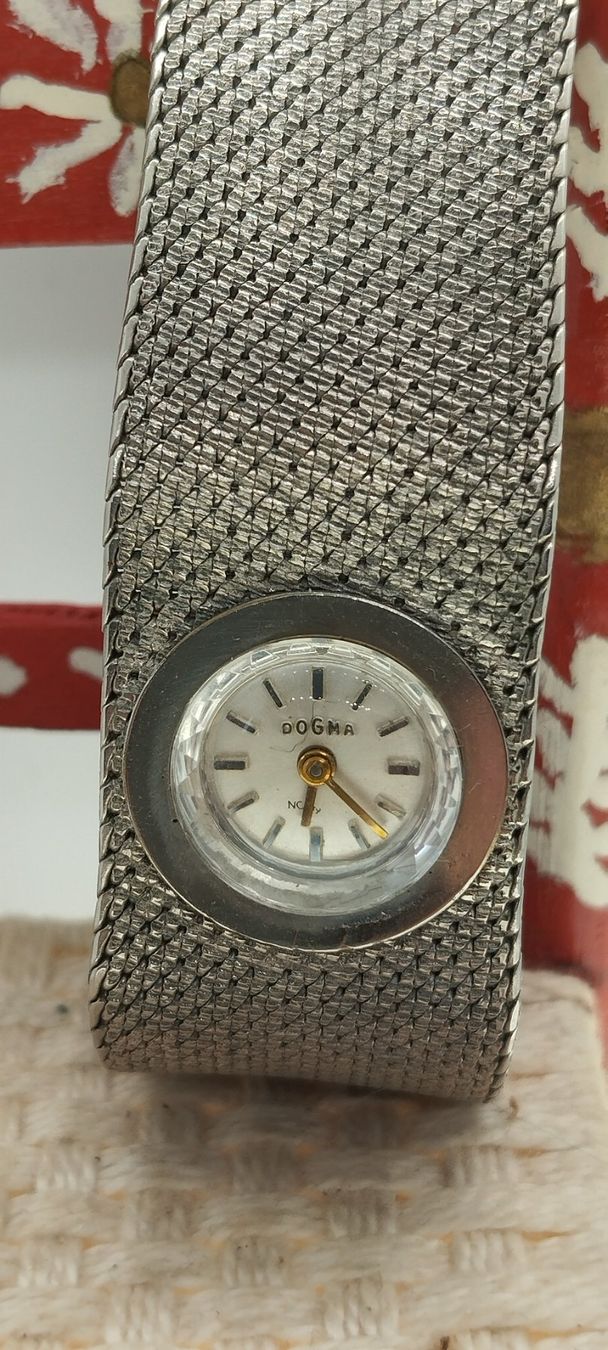 Orologi: Montre Dogma vintage – Usato da La Chaux-de-Fonds venduto da jac_9llg