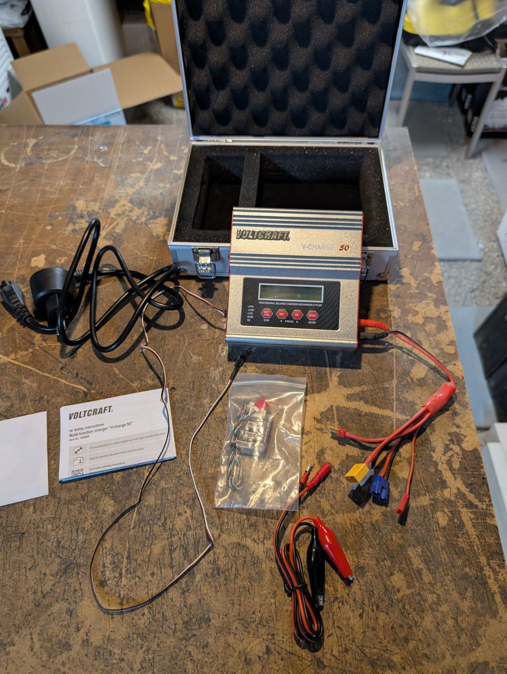 Voltcraft Batterie, Caricabatterie & Alimentatori: Voltcraft V-Charge 50 Multifunktionsladegerät gebraucht – Usato da Gerlafingen venduto da Cooper74 3