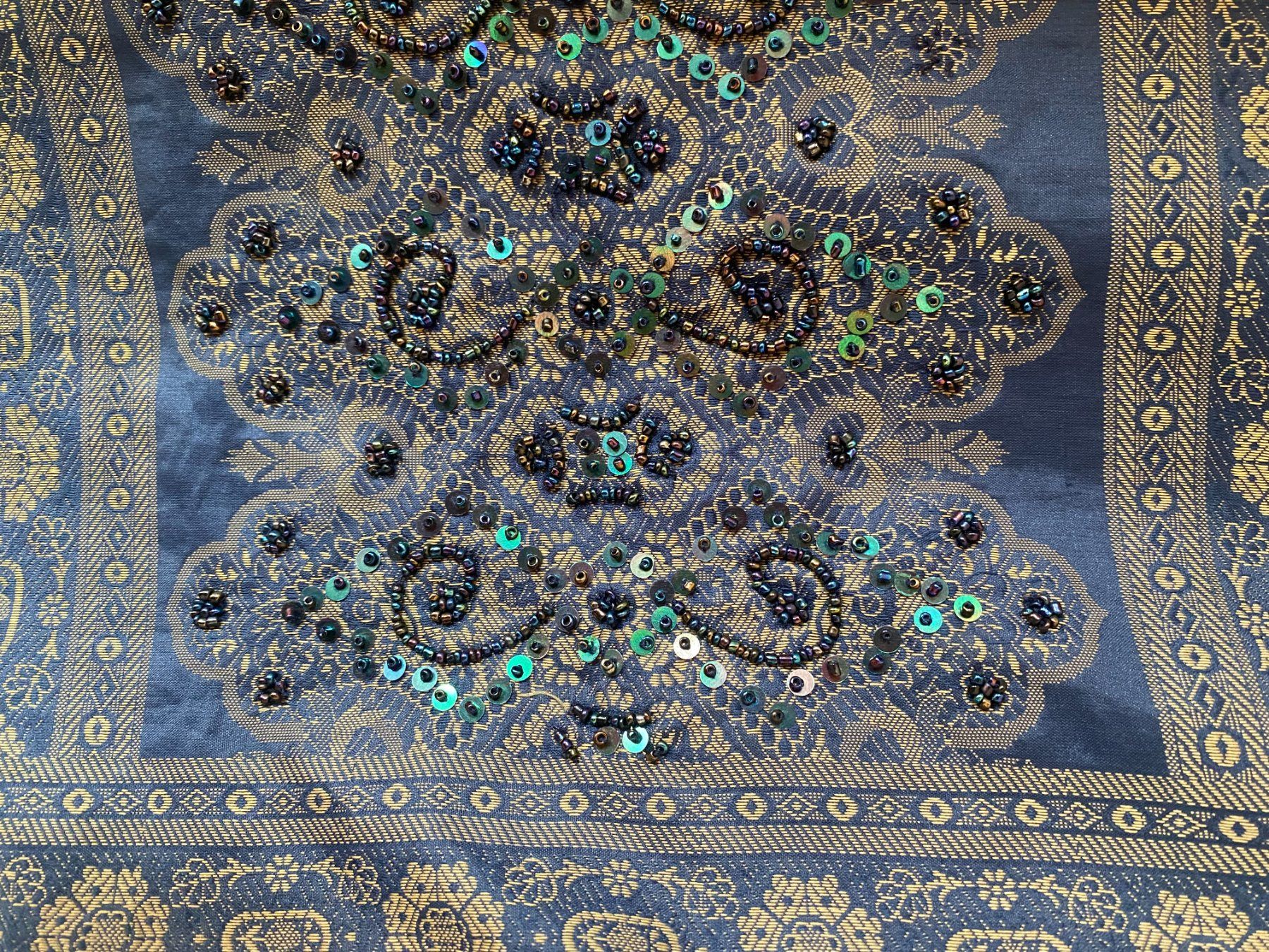 Foulard & Sciarpe: BLAU-GOLDENER SCHAL MIT PAILLETTEN – Nuovo (secondo la descrizione) da Zürich venduto da ilj_b22t 2