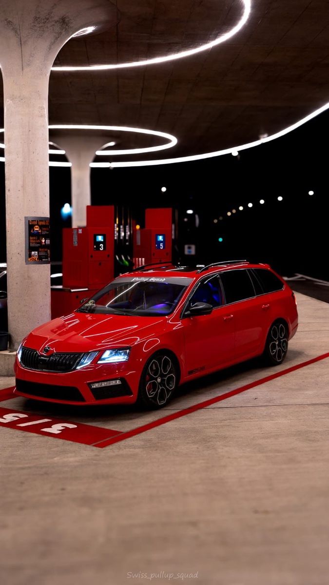 Skoda Automobili: Skoda Octavia 245RS Facelift – Usato da Pfungen venduto da Bchicco