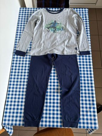 Pyjama Schiesser Gr. 140 (8-9 Jahre)