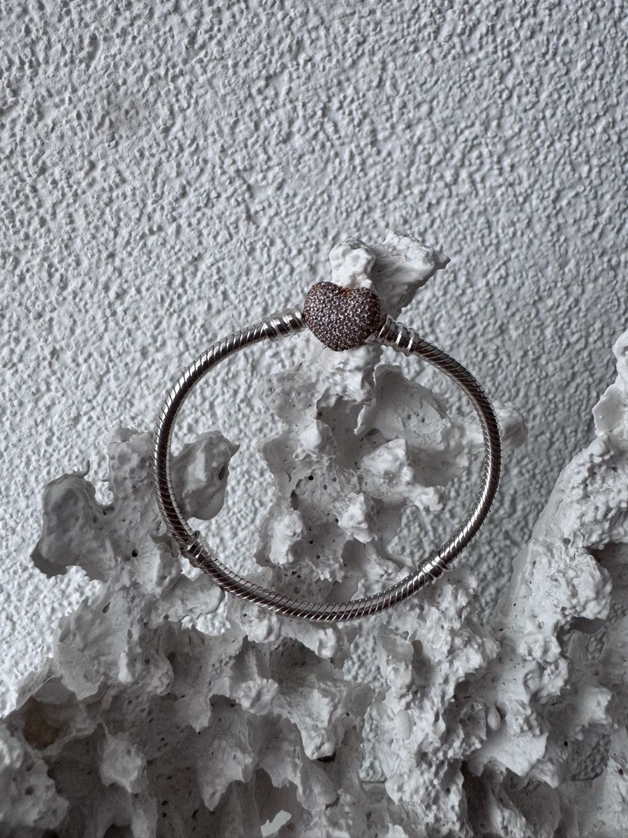Pandora Armbänder & -reifen: Pandora Herz Armband  – Neu (gemäss Beschreibung) aus Gossau SG von EMK230815 1