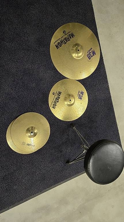 Strumenti musicali: Batterie Pearl  – Usato da La Chaux-de-Fonds venduto da tho_5cw6 1