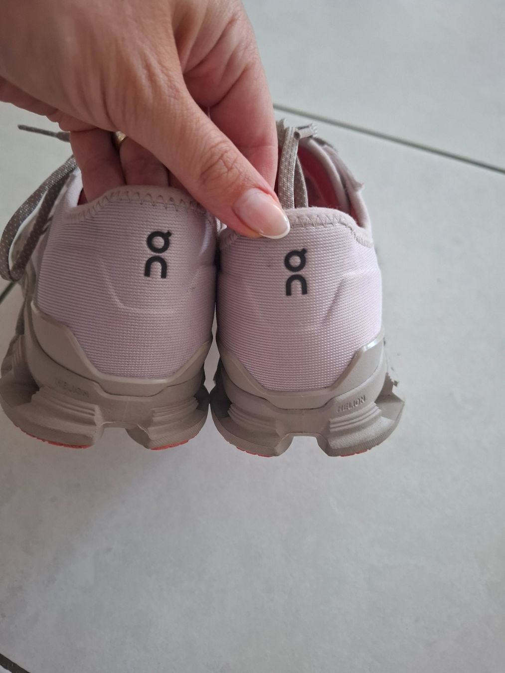 On Chaussures femmes: On Cloud X 4 AD Mauve Salmon – D'occasion à Diegten par Fashion017 6