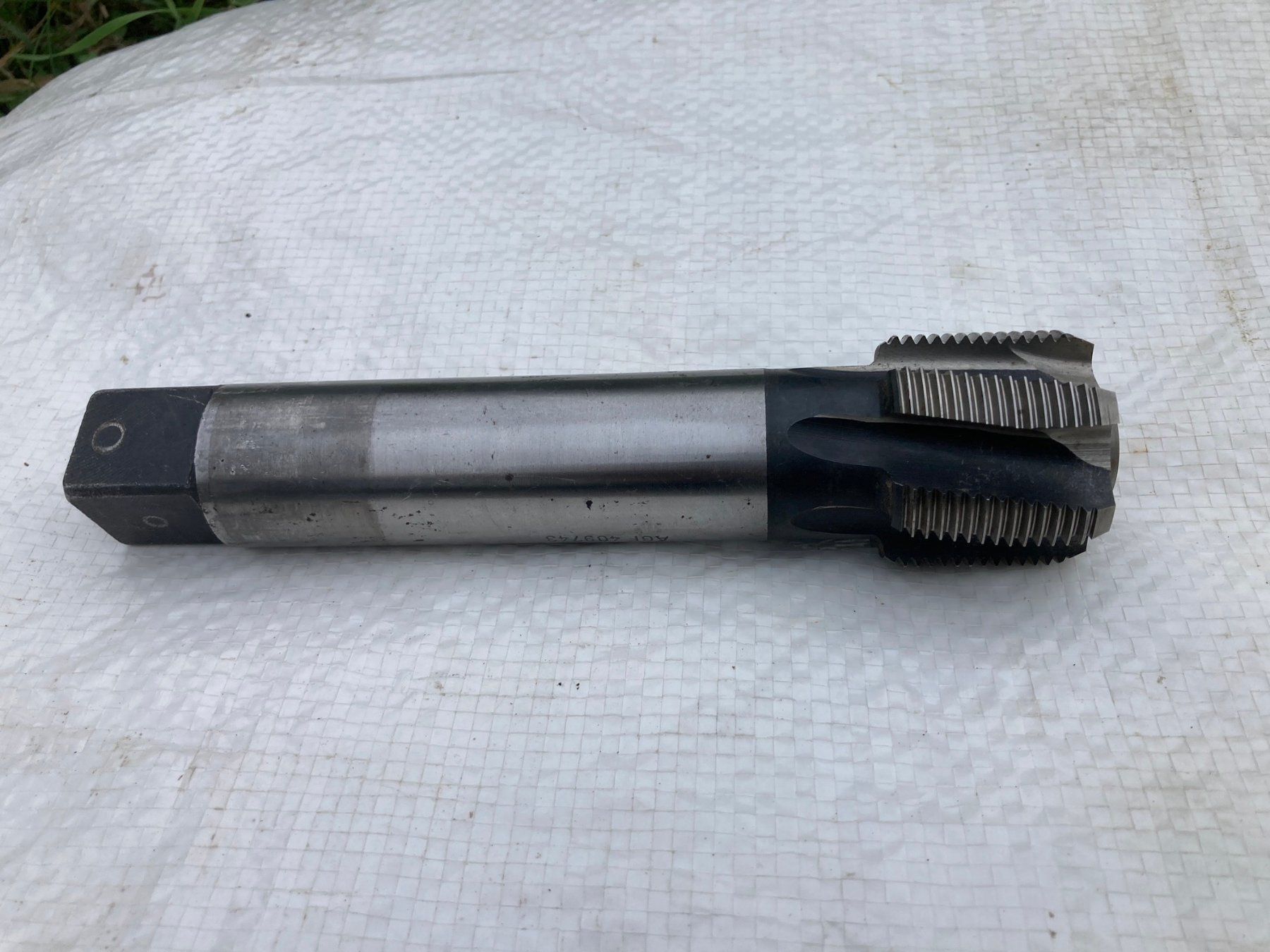 Tutti gli attrezzi: NORIS Gewindebohrer HSS R 1 1/4" – Usato da Ehrendingen venduto da klapez99