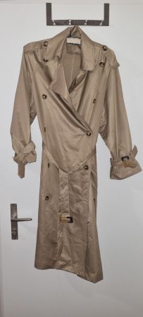 Elegante Damen Trenchcoat, Grösse M, perfekt für den Herbst!