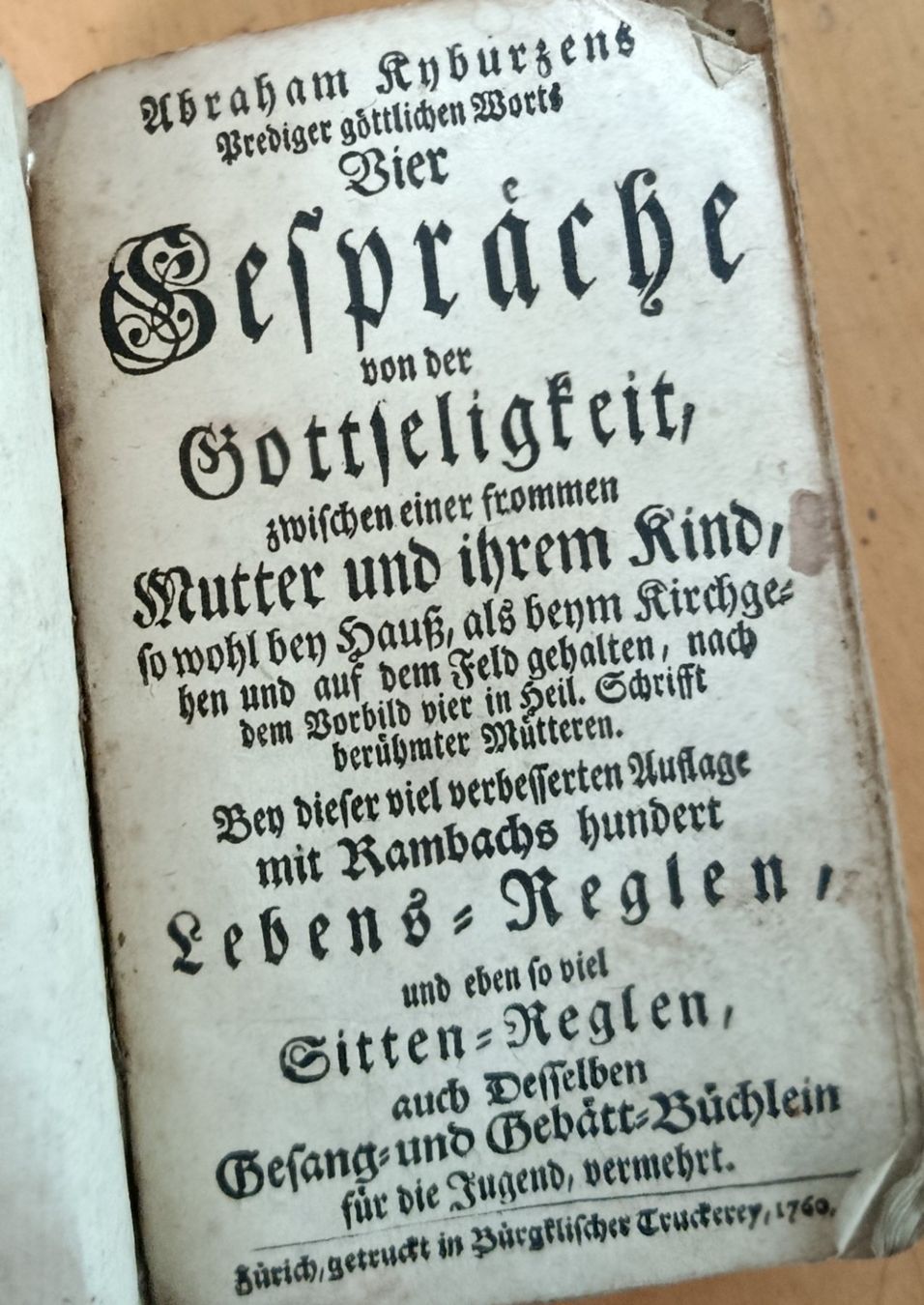 Livres: Antikes Buch – D'occasion à Au SG par Hoffnungsstreifen