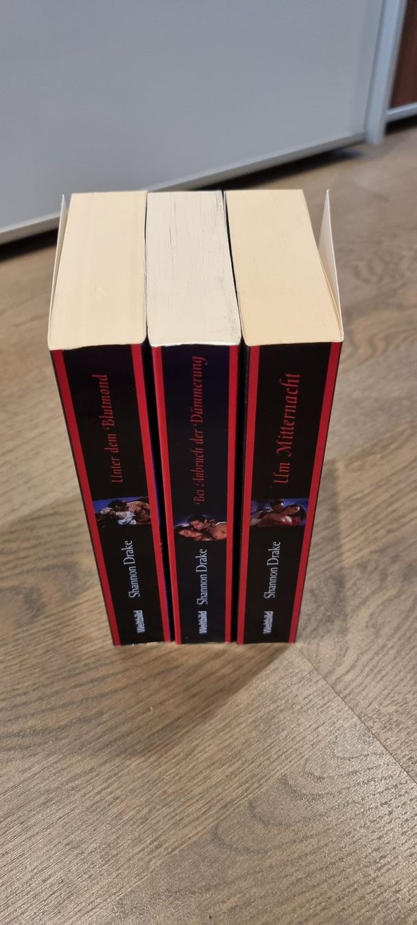 Libri: Vampires - Shannon Drake – Usato da Hinterforst venduto da impatiently 2