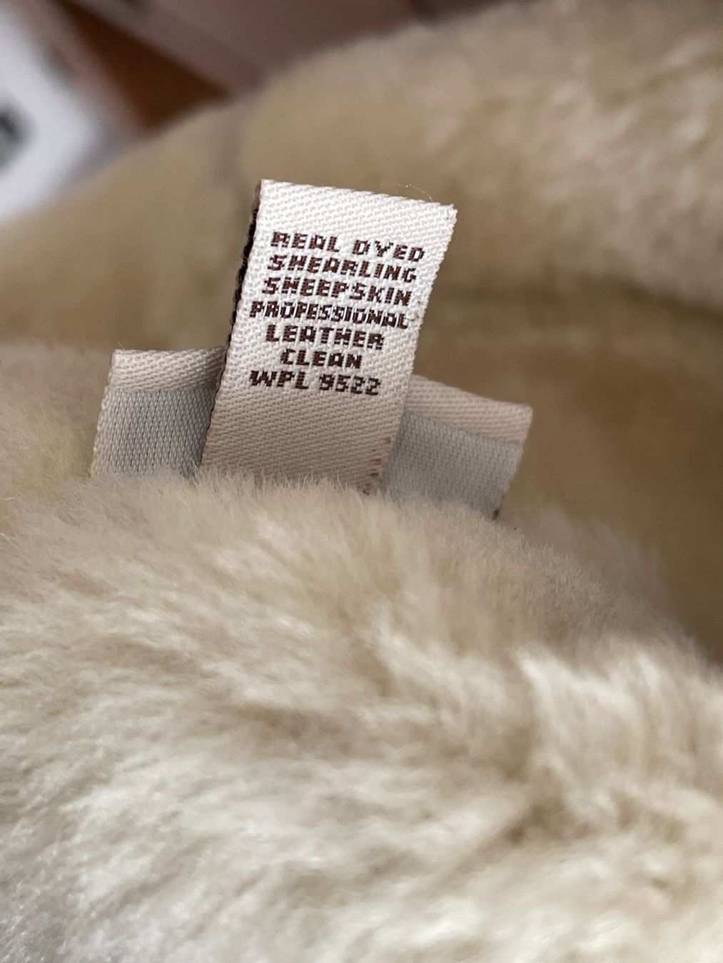 Ugg Copricapi, berretti & cappellini: UGG Lammfellmütze – Nuovo (secondo la descrizione) da Rümlang venduto da Boehneli7 3