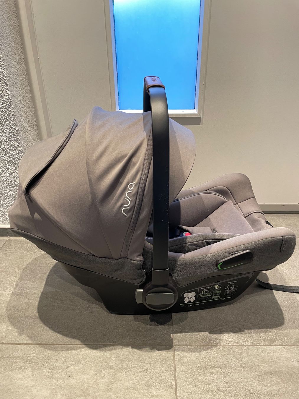 Nuna Seggiolini per auto: Autositz nuna pipa next inkl. Base – Usato da Weisslingen venduto da Froggy89 3