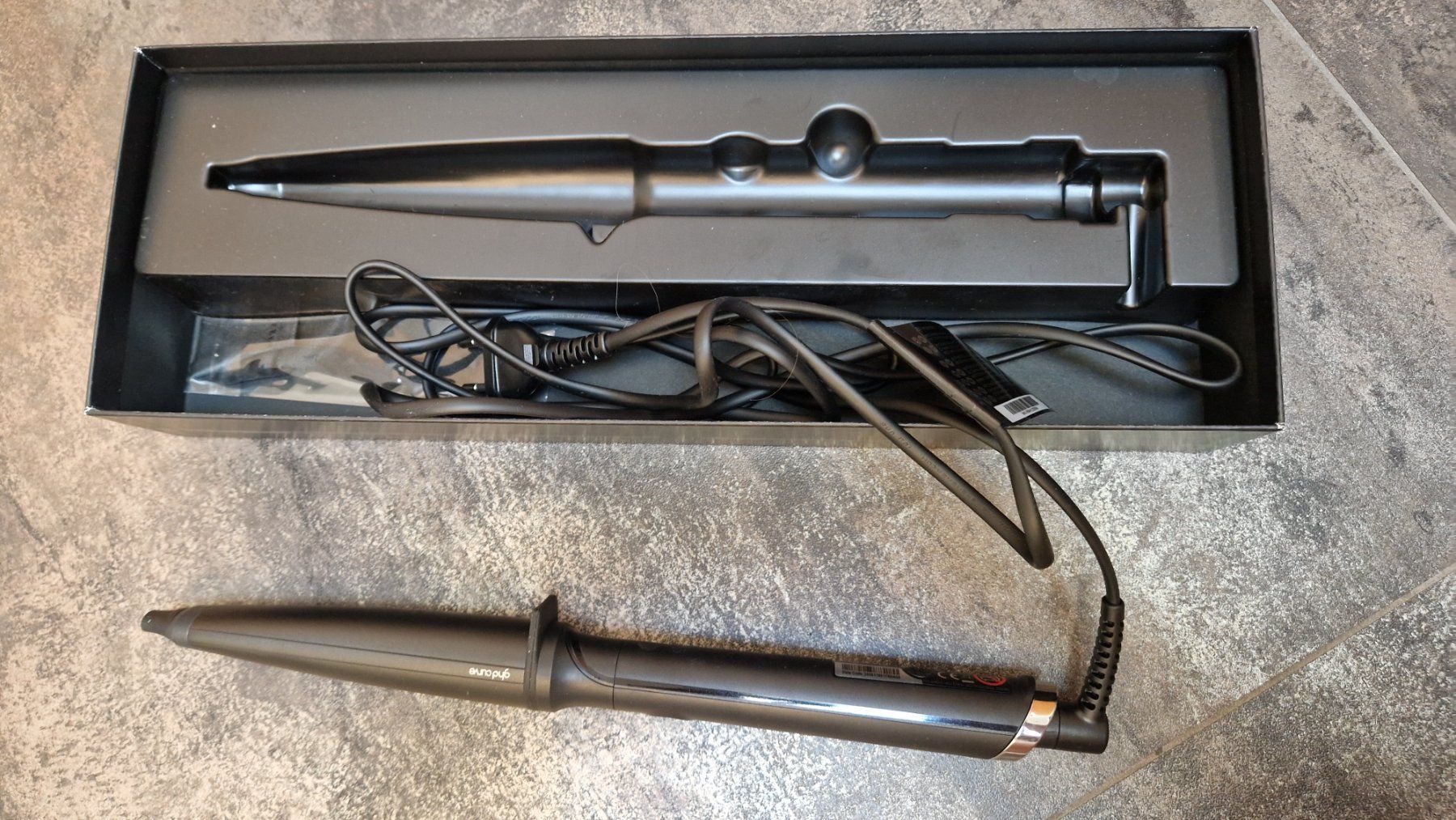 GHD Piastre & Arricciacapelli: ghd Curve Creative Curl Wand – Nuovo (secondo la descrizione) da Frasnacht venduto da MiraBelle79 2