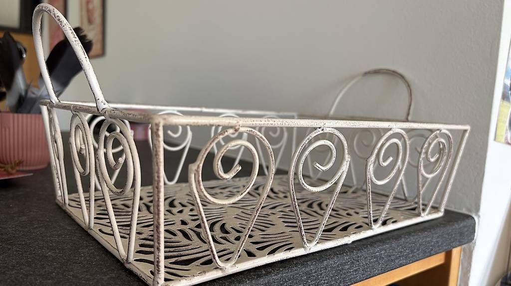 Sonstiges für Haushalt & Wohnen: Shabby Chic Korb (Metall) – Gebraucht aus Uster von dbli01