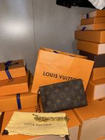 Louis vuitton toiletry Pouch