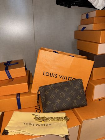 Louis vuitton toiletry Pouch