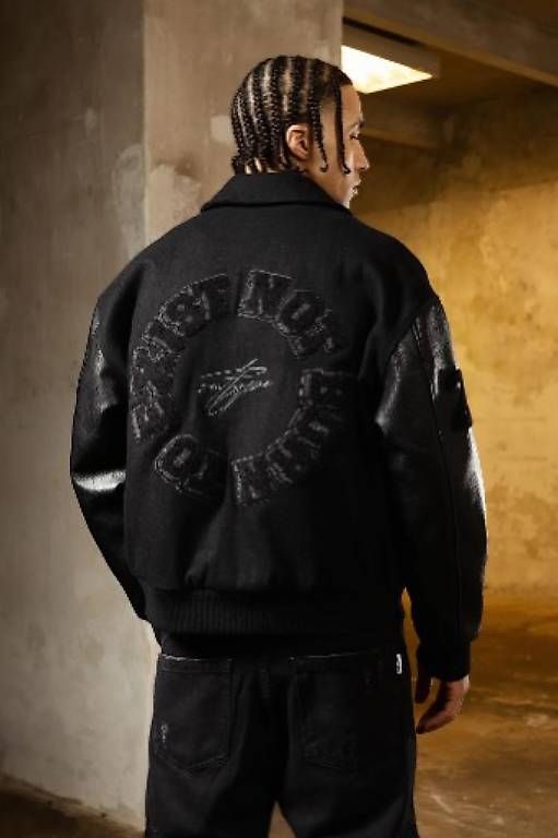 Giacche: Outtype Heavy Varsity Jacket Gr. M – Nuovo e nell'imballaggio originale da Zug venduto da ale_hh8s 1