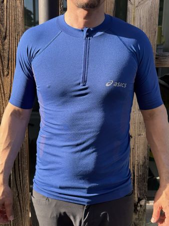 T-Shirt von ASICS, Gr. M