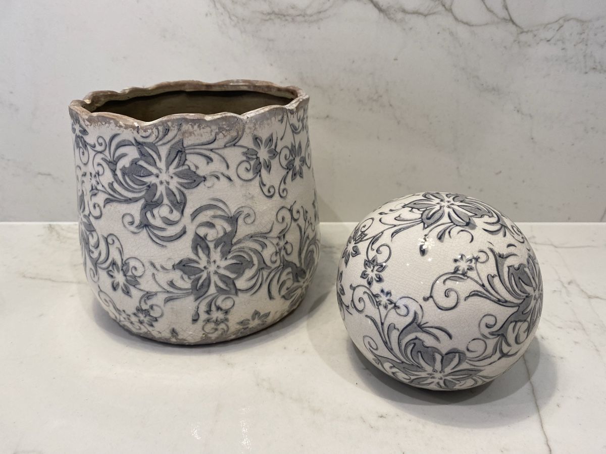 Vasi per fiori: Blumentopf mit Dekokugel – Usato da Ballwil venduto da risingsun02