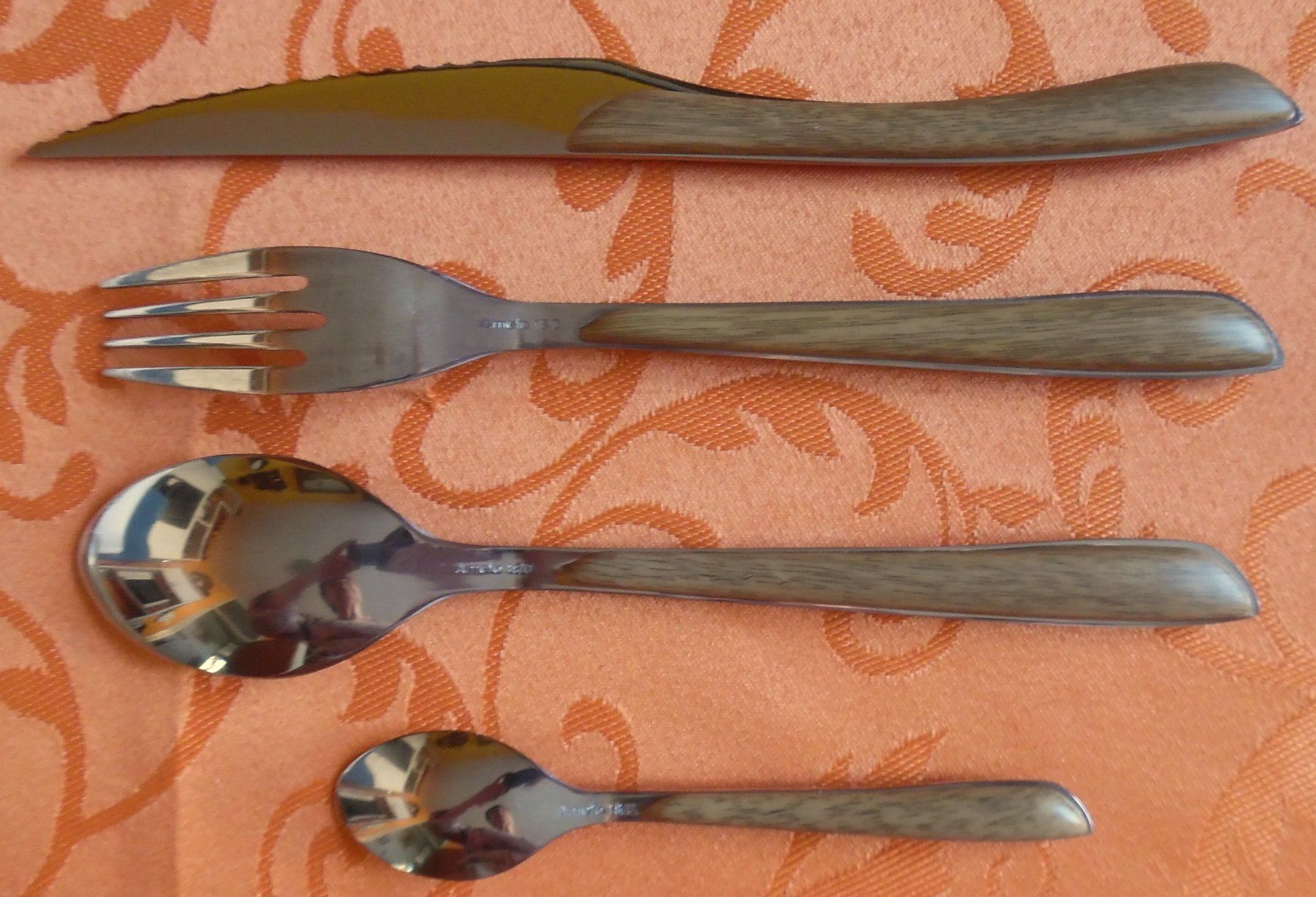 Set di posate: Besteckset, 4Personen. AMEFA – Nuovo (secondo la descrizione) da Bellinzona venduto da Luna093 3