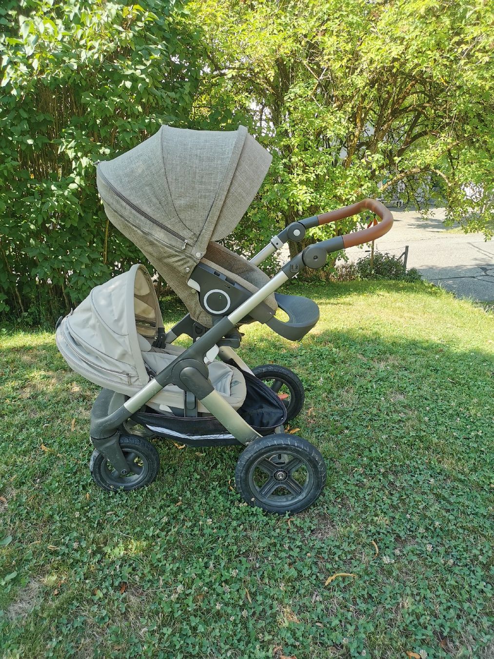 Stokke Kinderwagen: Stokke Cruise Kinderwagen mit vielen Komponenten. – Gebraucht aus Lohn-Ammannsegg von Egge5 1