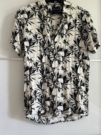 Koala Bay Shirt - Floral Pattern, Size 48-50 Eu