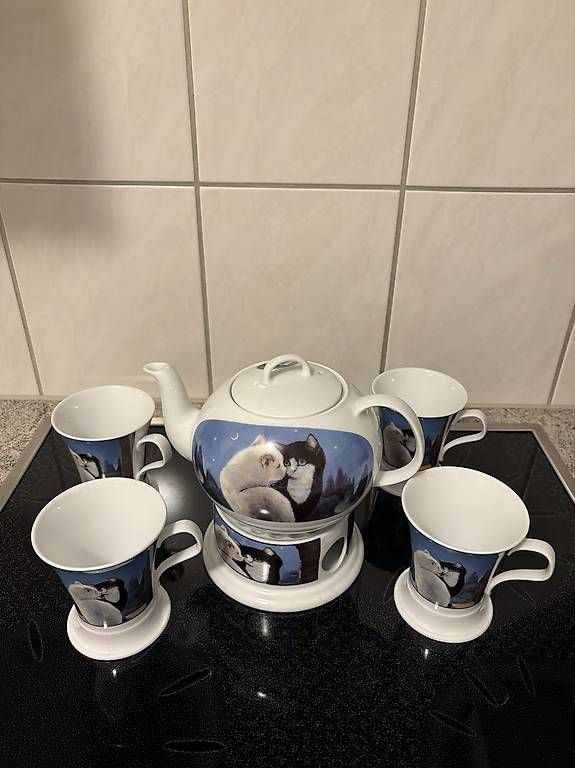 Set di piatti: Tee-Set mit Katzenmotiv  – Usato da Chur venduto da hon_s7y8 1