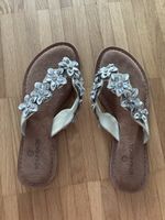 Sandalen mit Blumen Verzierungen Grösse 37 neu!