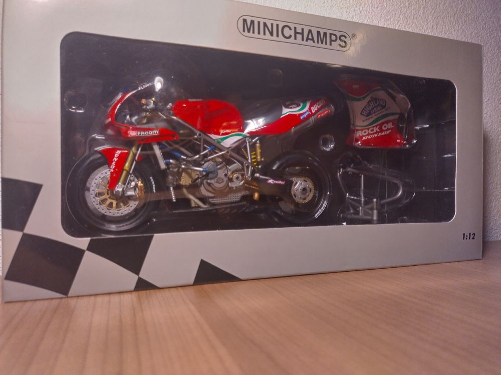 Miniature Moto Ducati 998 R BSB 2002 Rutter – Minichamps 1/12 – État Neuf