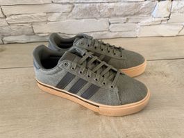 Adidas 42