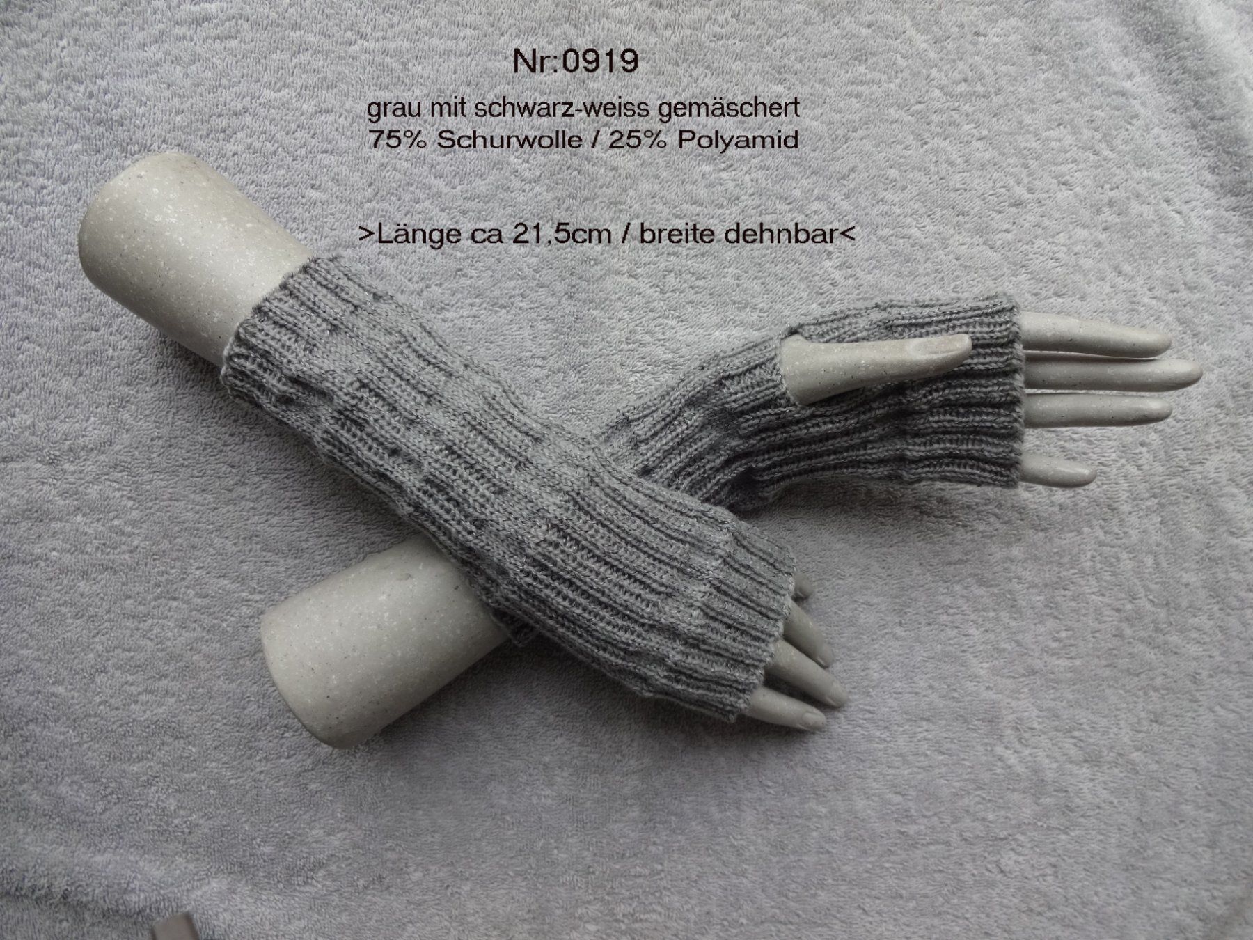 Handschuhe & Handstulpen: Pulswärmer mit Daumenloch – Neu (gemäss Beschreibung) aus Bollodingen von happyday11