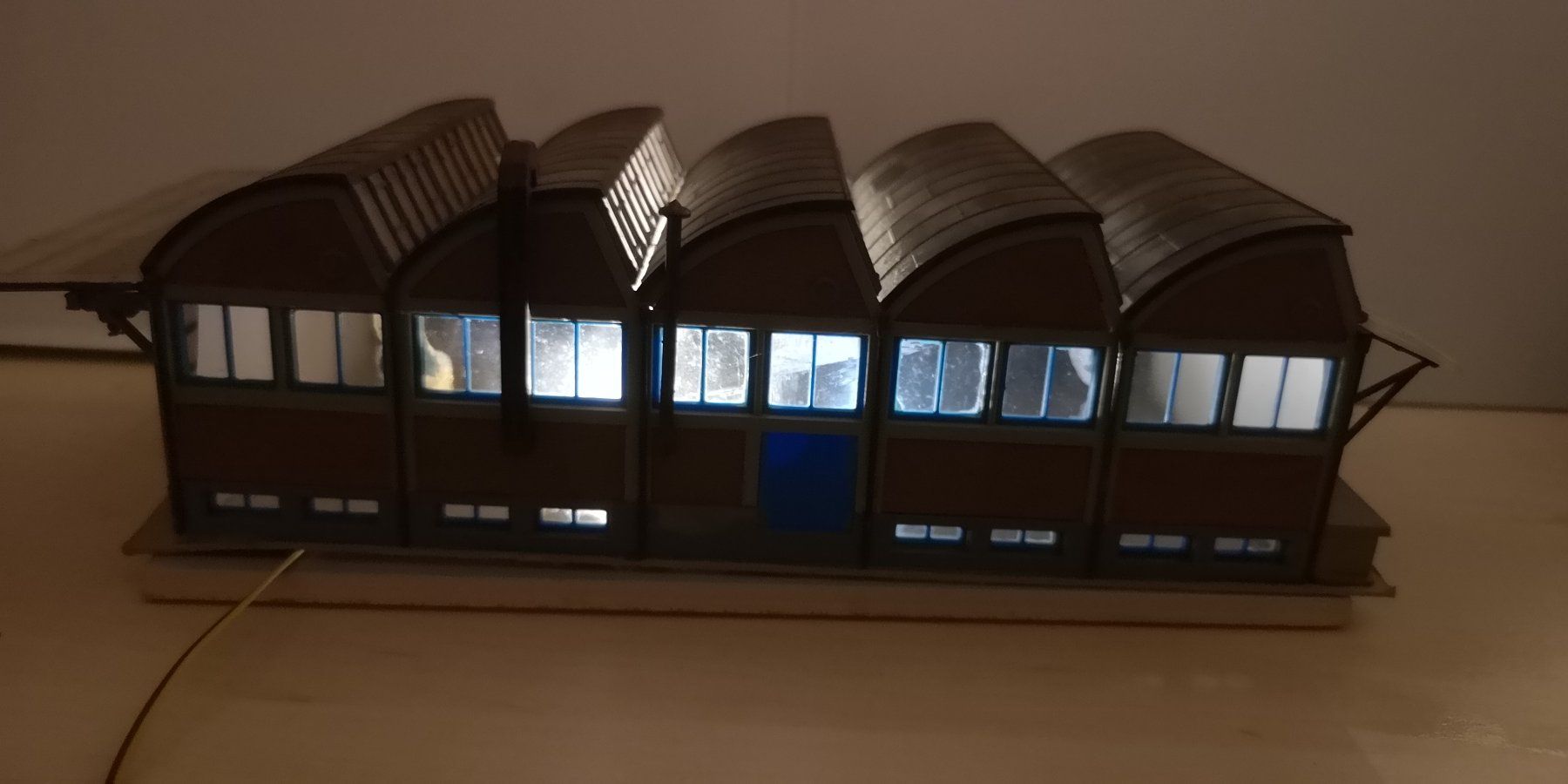 Viessmann Modellini di ferrovie: 25 x Dimmbare KELLTEC Universalbel. 0-24V AC/DC warmweiss – Nuovo e nell'imballaggio originale da Dittingen venduto da Beamsplitter 6