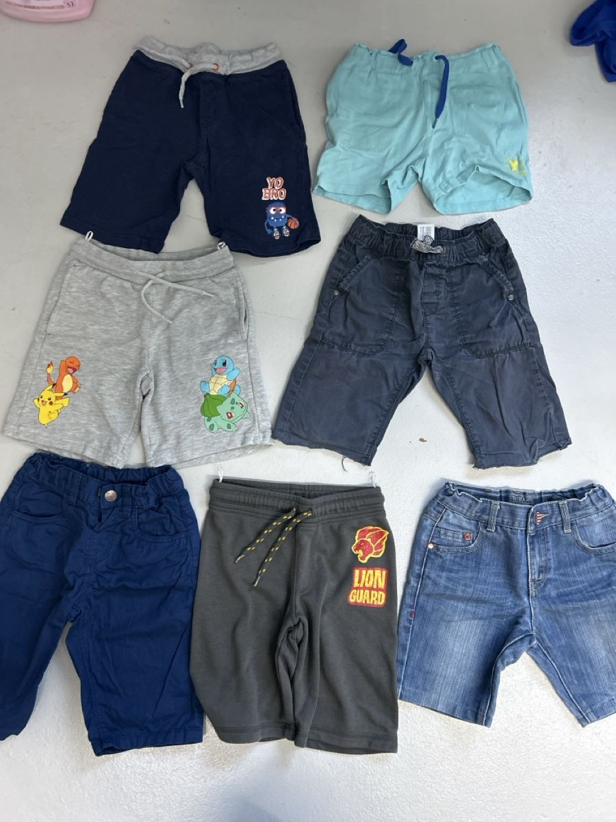 Pantaloni: Hose Gr 116 – Usato da Lostorf venduto da Venice16