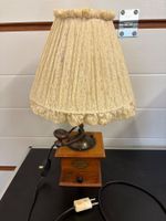Tischlampe Kaffeemühle Holz Metall Lampe mit Schirm