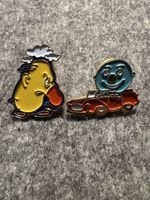 2 Werbepins der Zürichversicherung 1990