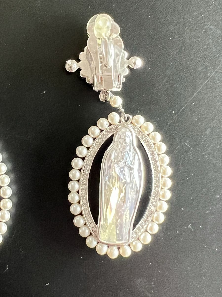 Boucles d'oreille: Ohrclips mit Madonna und Perlen – Neuf avec emballage d'origine à Kreuzlingen par mar_f57g 1