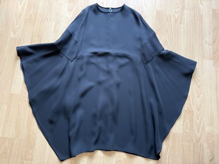 VALENTINO Cape Mini Kleid Fledermausärmel S/IT40 NP 1200