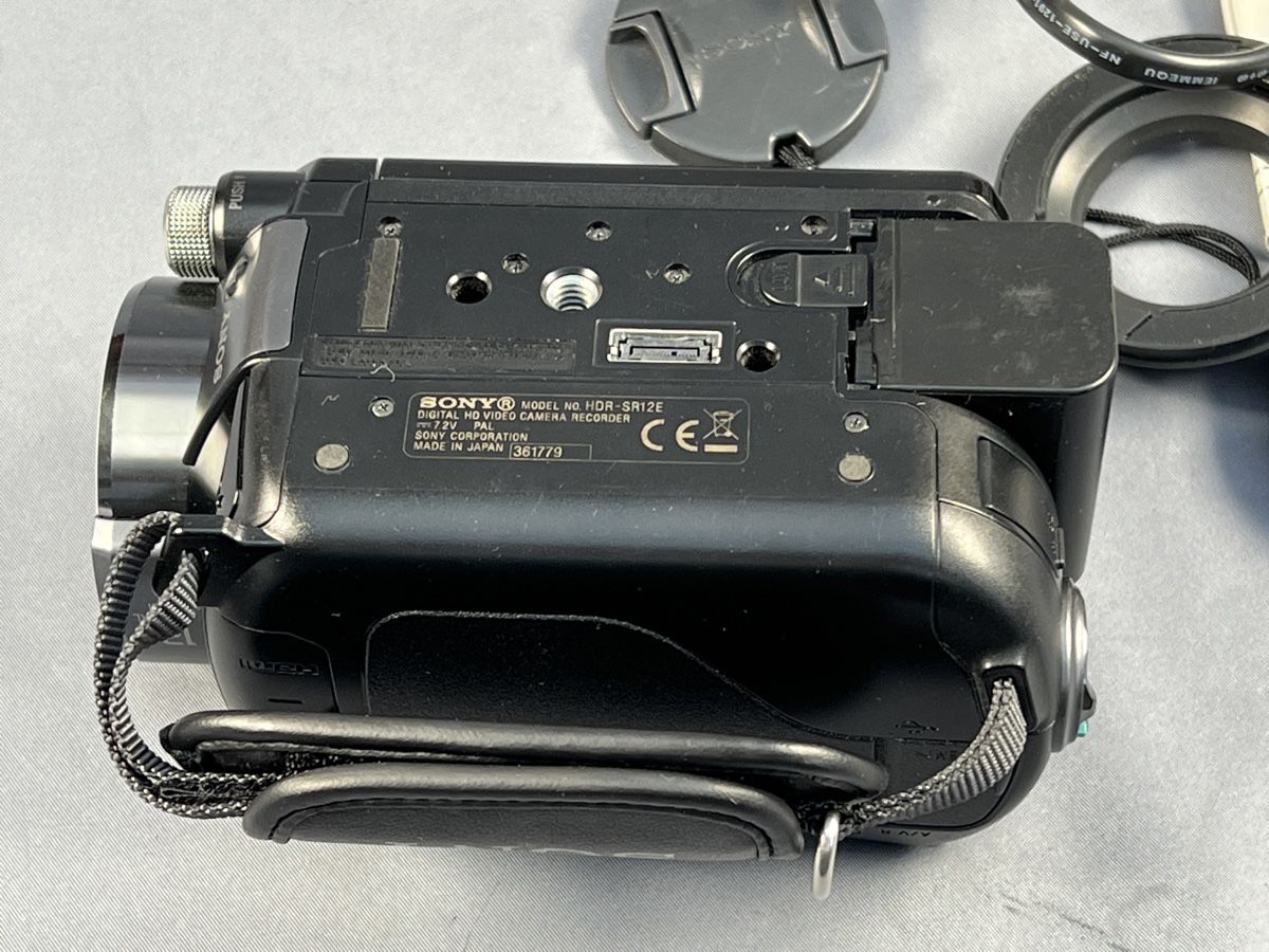 Sony Camcorder: Sony HDR-SR12E HD handycam – Gebraucht aus Thônex von  6