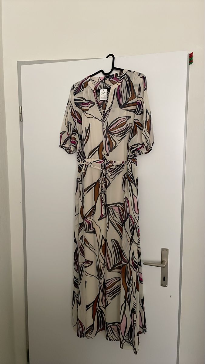 Comma Vestiti: NEUES Maxikleid - Grösse 38 - Comma – Nuovo e nell'imballaggio originale da Pfäffikon ZH venduto da so.ni
