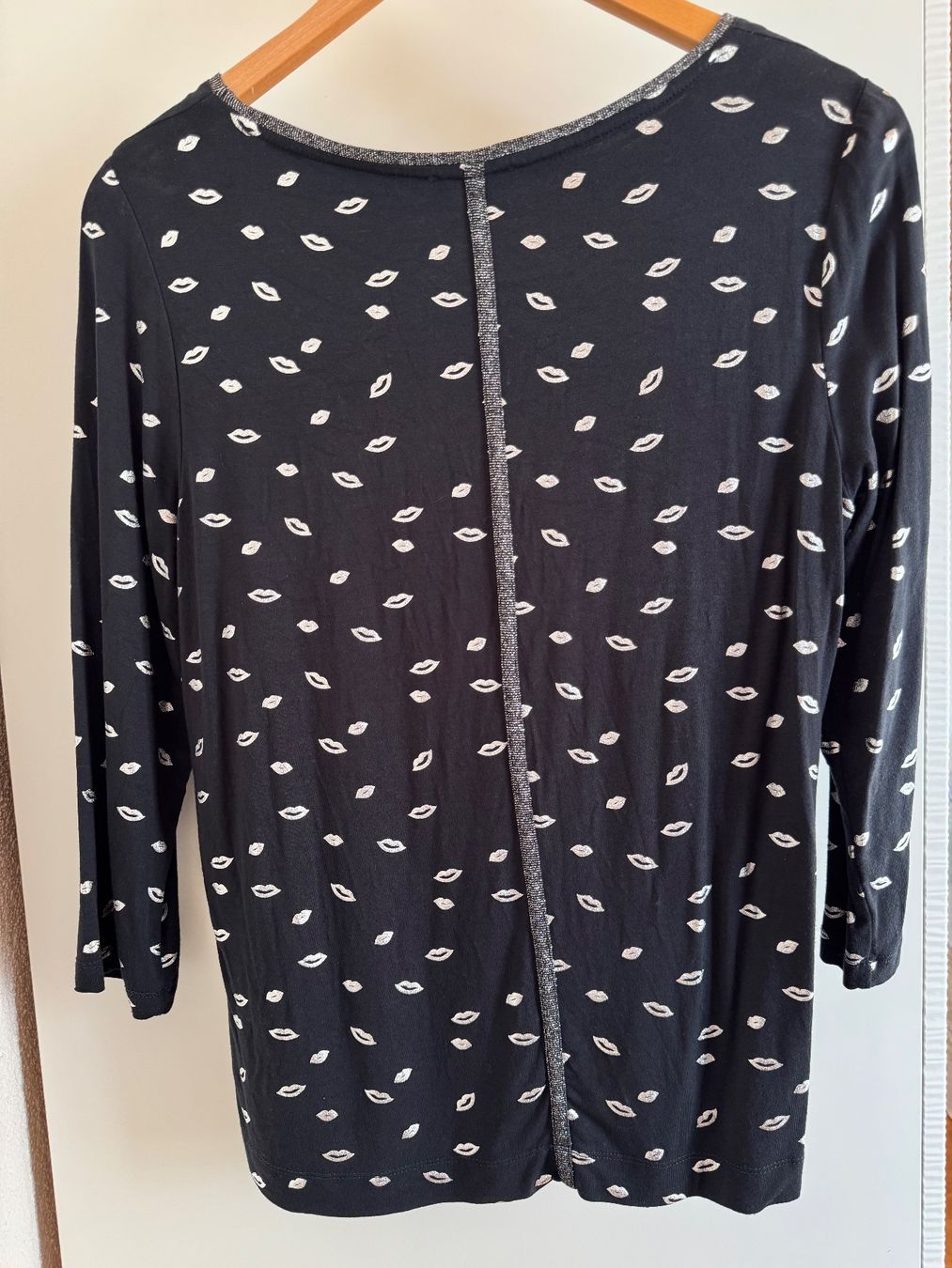 Camicette: Dunkelblaue Bluse von Street One, Gr. 36 – Usato da Gommiswald venduto da Aloha.Spirit 2