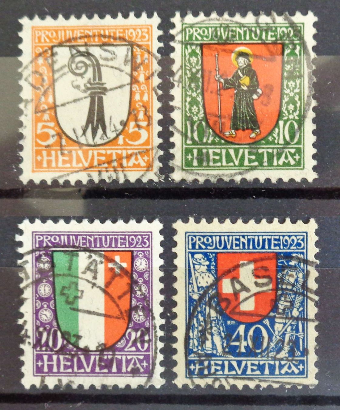 Tutti i francobolli: PRO JUVENTUTE 1923: La série oblitérée – Usato da Le Locle venduto da timbrettino