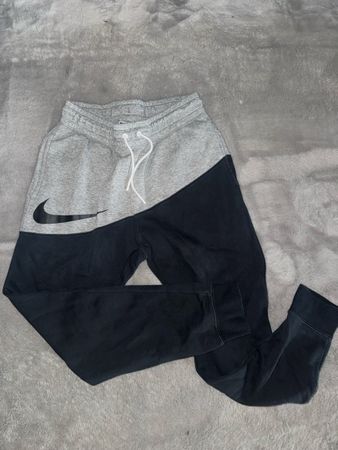 PANTALON NIKE