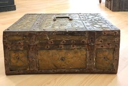Rares Kleinere Kriegskasse unrestauriert gem foto