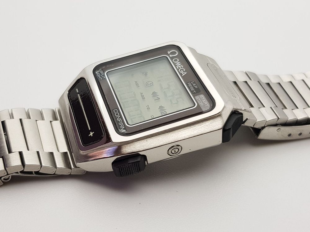 Omega clearance sensor quartz