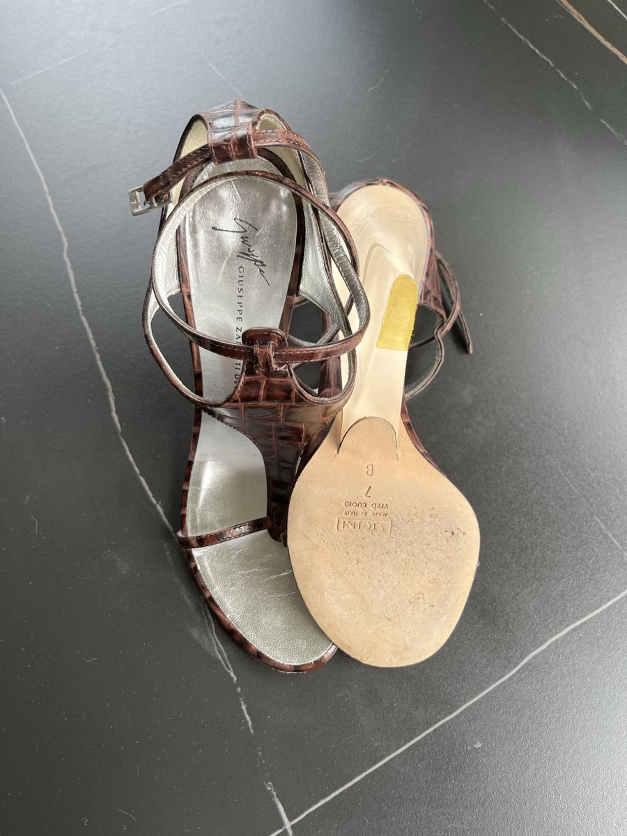 Zanotti Scarpe da donna: Guizeppe Zanotti, size 7B – Usato da Genève venduto da VManic 1