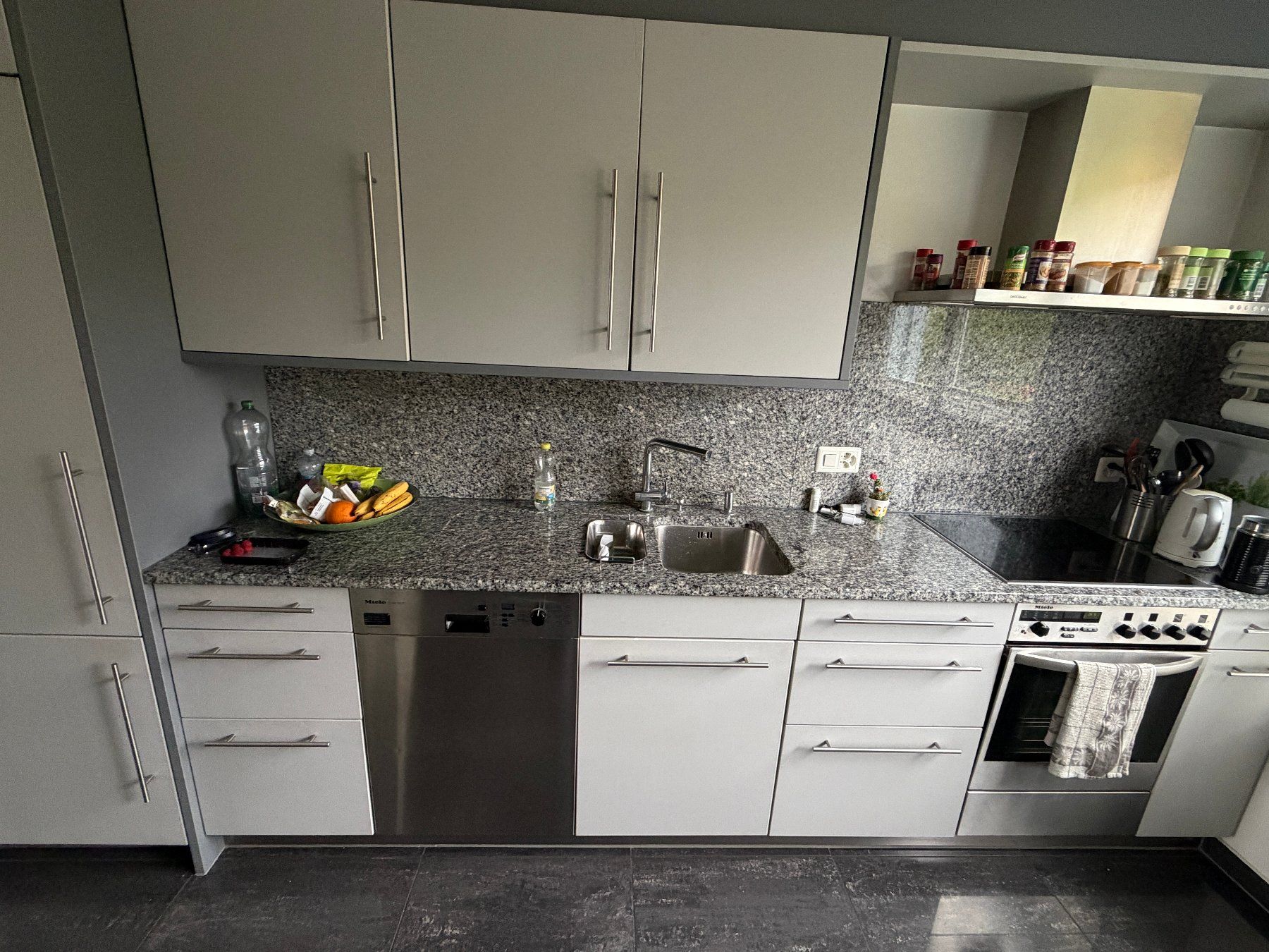 Cucine complete: Küche (zwei Zeilen) – Usato da Stäfa venduto da cam_rq79 1
