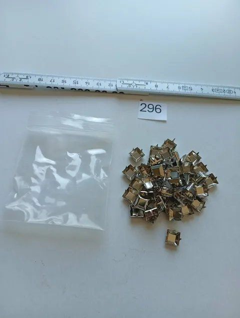 Kit bricolage: Nieten Pyramidenform, silberfarben, Basteln – Nuovo (secondo la descrizione) da Ittigen venduto da LuckyLiq 2