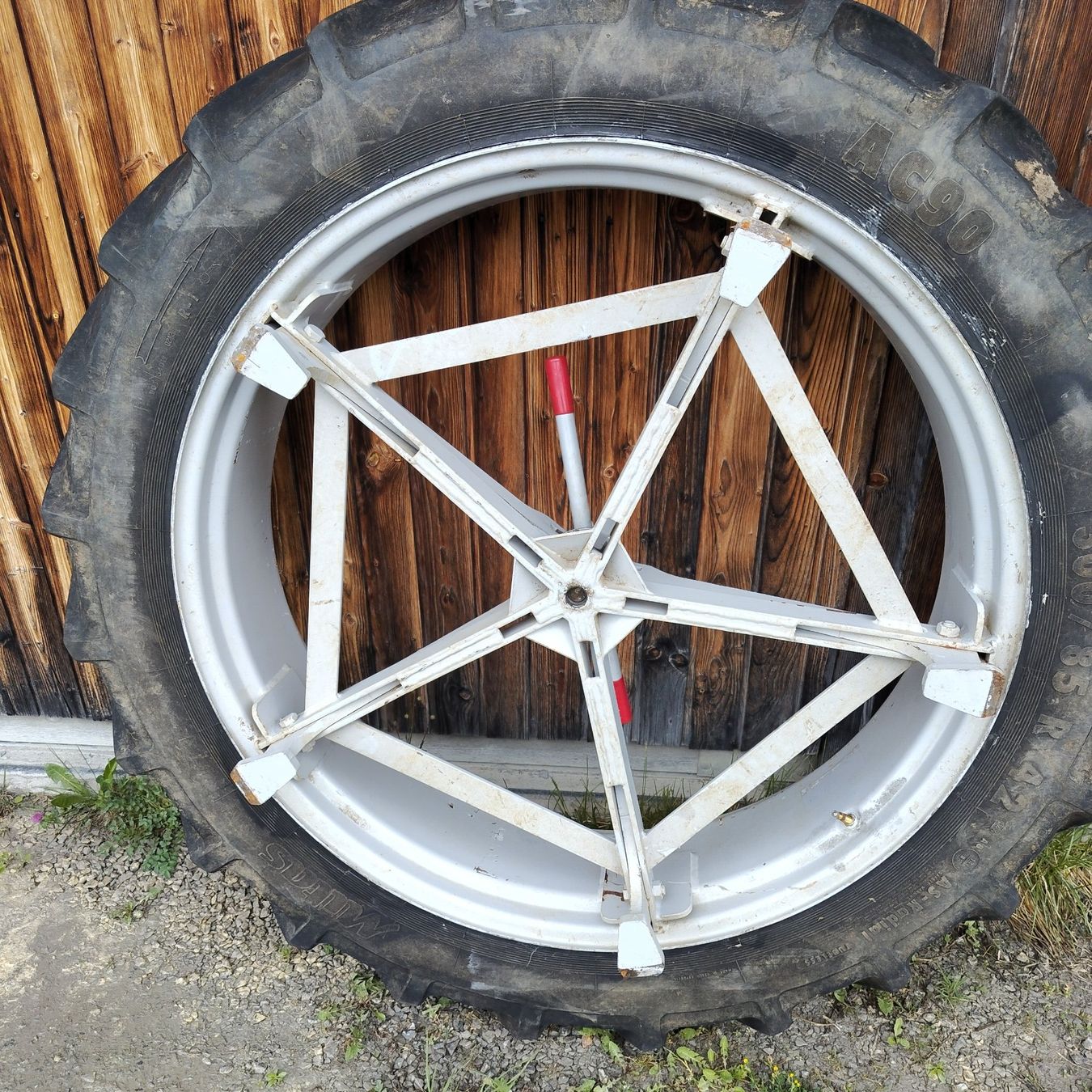 Pneumatici & Ruote complete: Doppelrad 300/85 R42 – Usato da Herisau venduto da kobiza 1
