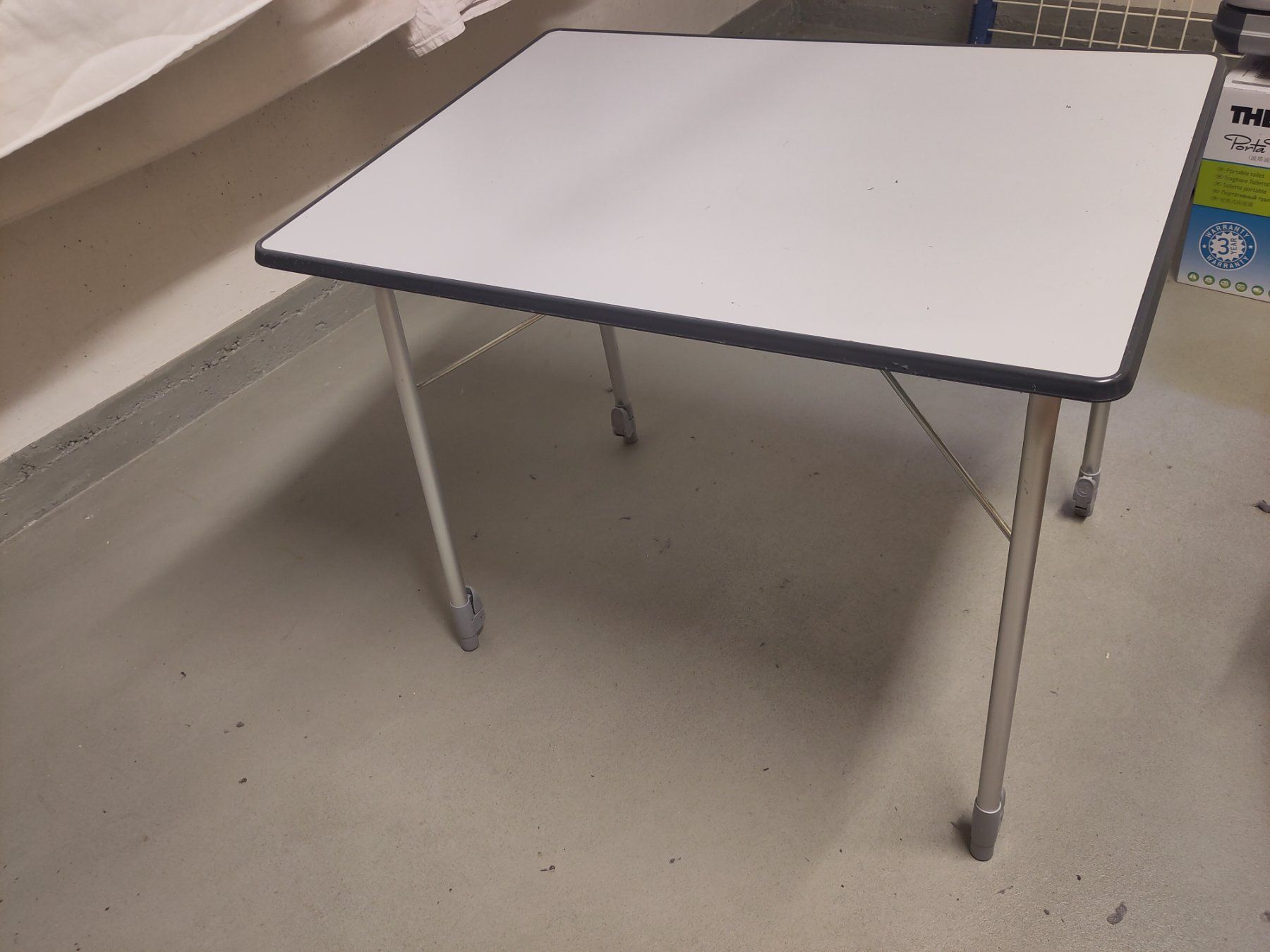 Tables: Klapptisch Camping und Garten – D'occasion à Zürich par babsypsilon 3