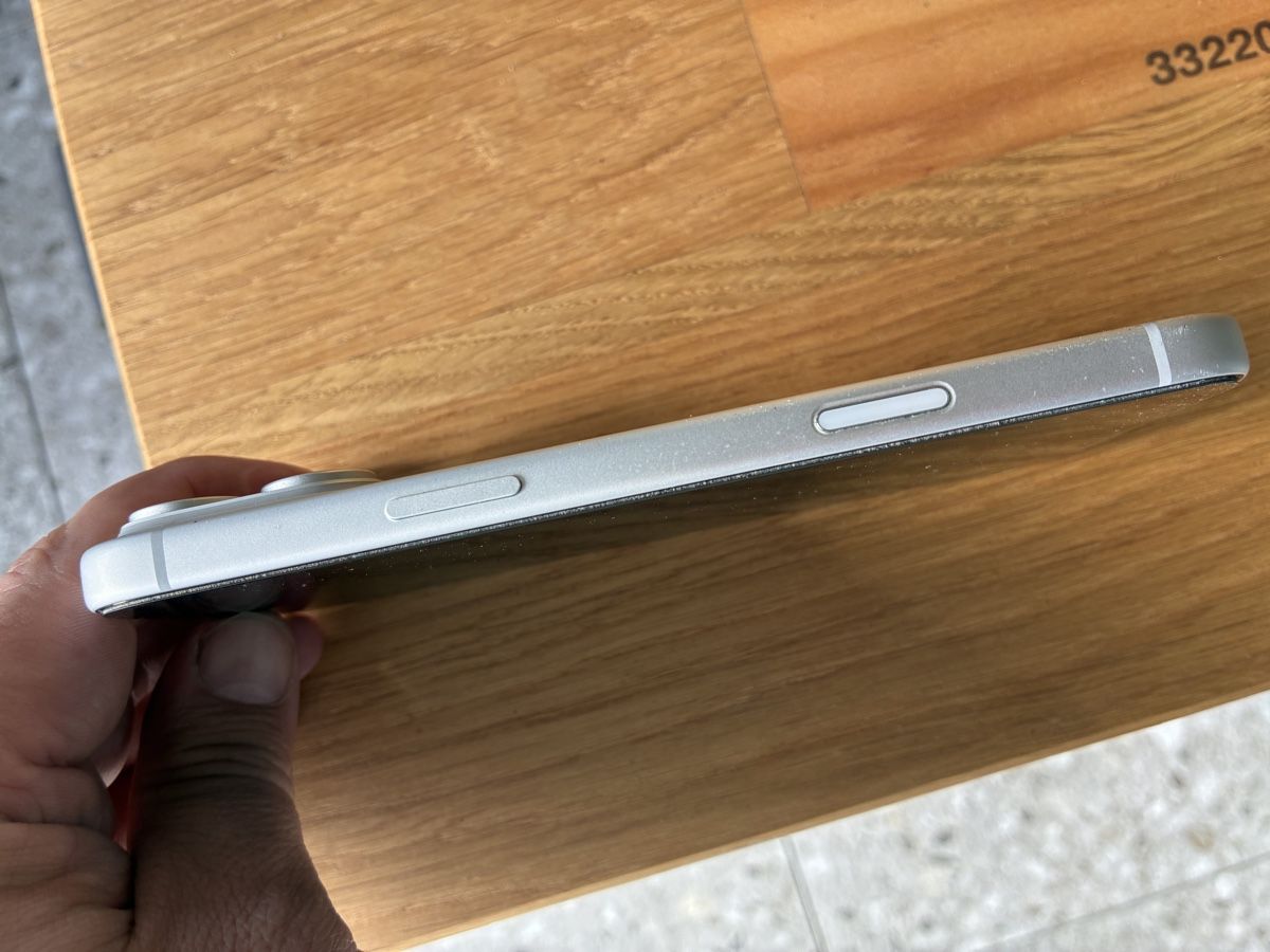 Apple Portables: Iphone 17 Pro Max – D'occasion à Rickenbach LU par ale_nh7l 4