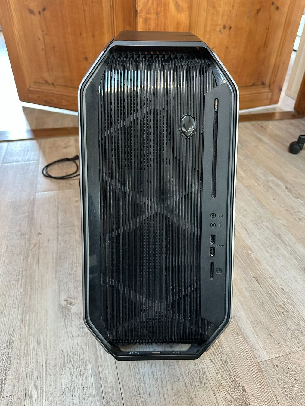 Alienware PCs: Pc gaming Alienware area 51 R2 – D'occasion à Porsel par kil_xfc9