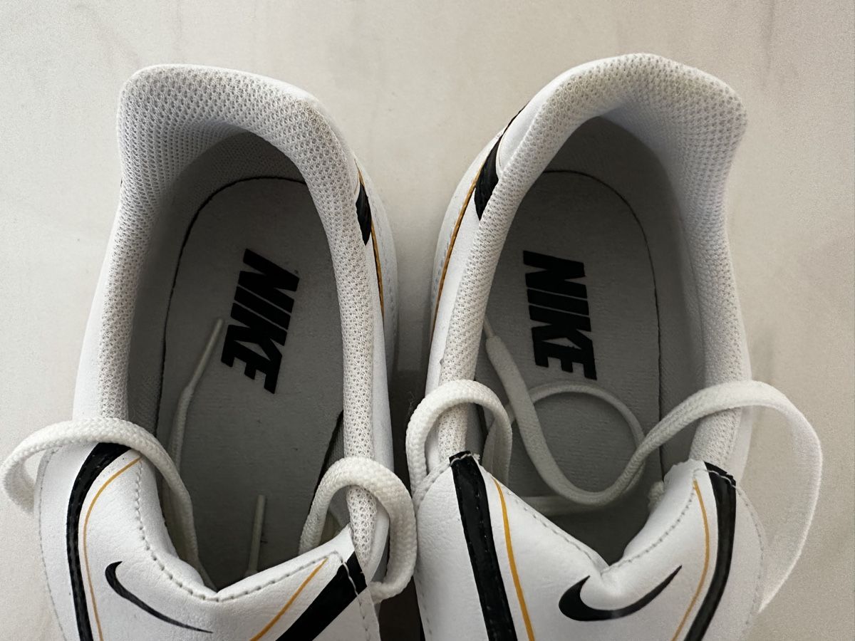 Nike Herrenschuhe: Nike Herrensneaker Neu Grösse/45 – Neu (gemäss Beschreibung) aus Gerlafingen von Uragano 4